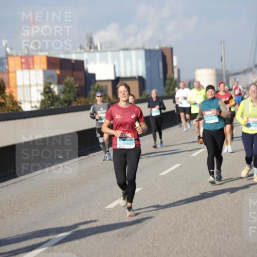 03.10.2025 - Köhlbrandbrückenlauf Jannik Wohlers http://msf.ph/oto/9082873 03.10.2025 10:05:53 Position 3 2439 meine-sportfotos.de