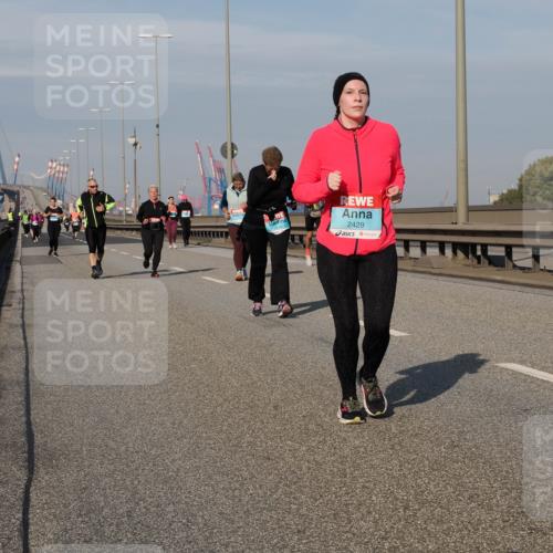 03.10.2025 - Köhlbrandbrückenlauf Fabian Wolf http://msf.ph/oto/9082886 03.10.2025 10:18:51 Position 3 2429 meine-sportfotos.de