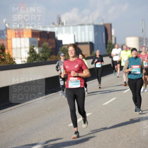 03.10.2025 - Köhlbrandbrückenlauf Jannik Wohlers http://msf.ph/oto/9082901 03.10.2025 10:05:53 Position 3 2439 meine-sportfotos.de