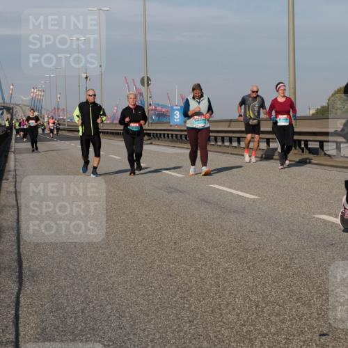 03.10.2025 - Köhlbrandbrückenlauf Fabian Wolf http://msf.ph/oto/9082944 03.10.2025 10:18:54 Position 3 3, 2226 meine-sportfotos.de