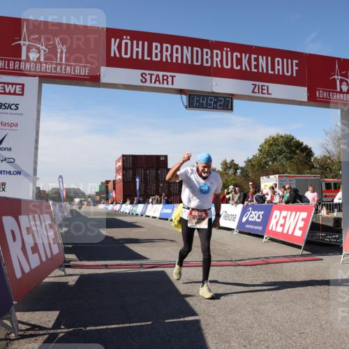 03.10.2025 - Köhlbrandbrückenlauf Lena Gebhardt http://msf.ph/oto/9082978 03.10.2025 13:49:27 Ziel 5736, 6102 meine-sportfotos.de