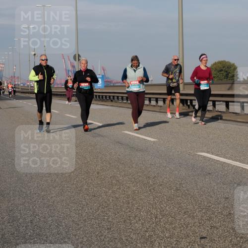 03.10.2025 - Köhlbrandbrückenlauf Fabian Wolf http://msf.ph/oto/9083002 03.10.2025 10:18:56 Position 3  meine-sportfotos.de