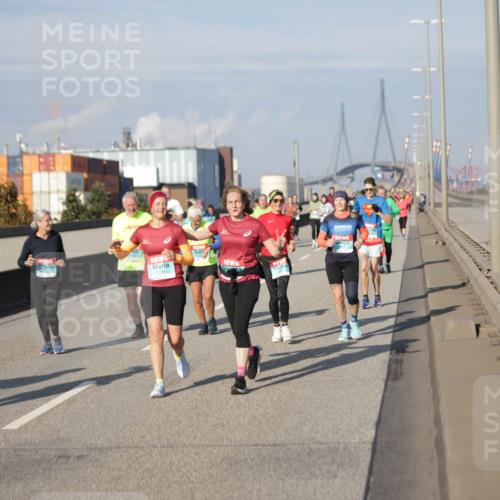03.10.2025 - Köhlbrandbrückenlauf Jannik Wohlers http://msf.ph/oto/9083135 03.10.2025 10:05:59 Position 3  meine-sportfotos.de
