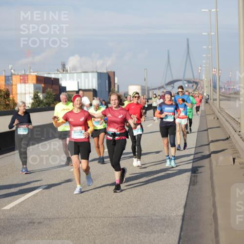03.10.2025 - Köhlbrandbrückenlauf Jannik Wohlers http://msf.ph/oto/9083140 03.10.2025 10:05:59 Position 3  meine-sportfotos.de