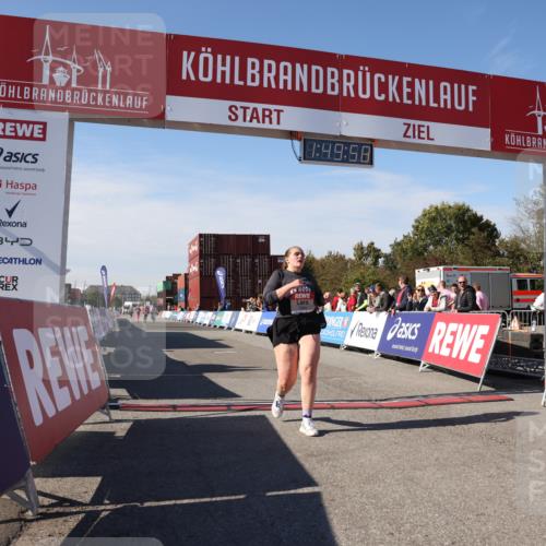 03.10.2025 - Köhlbrandbrückenlauf Lena Gebhardt http://msf.ph/oto/9083313 03.10.2025 13:49:59 Ziel 5316, 5364 meine-sportfotos.de