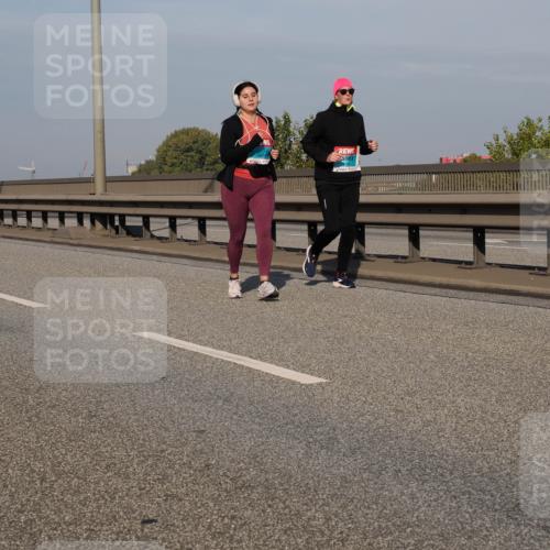03.10.2025 - Köhlbrandbrückenlauf Fabian Wolf http://msf.ph/oto/9083474 03.10.2025 10:19:10 Position 3 3 meine-sportfotos.de