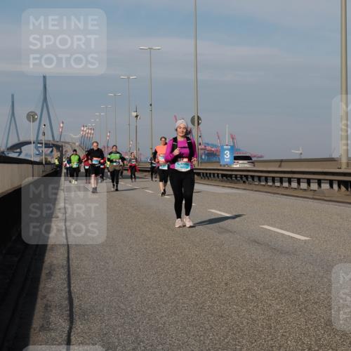 03.10.2025 - Köhlbrandbrückenlauf Fabian Wolf http://msf.ph/oto/9083553 03.10.2025 10:19:21 Position 3  meine-sportfotos.de