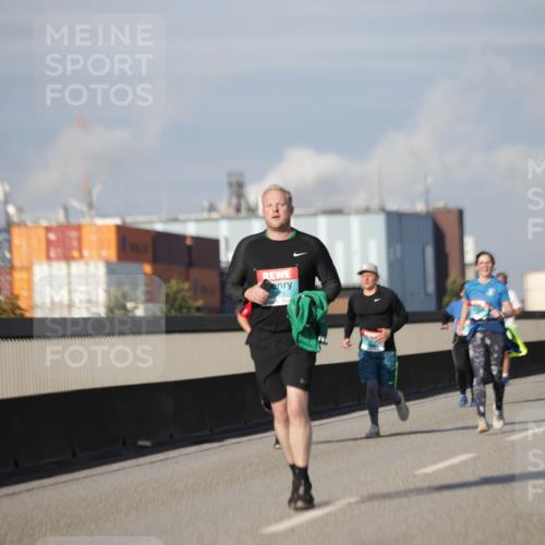 03.10.2025 - Köhlbrandbrückenlauf Jannik Wohlers http://msf.ph/oto/9083699 03.10.2025 10:06:23 Position 3  meine-sportfotos.de