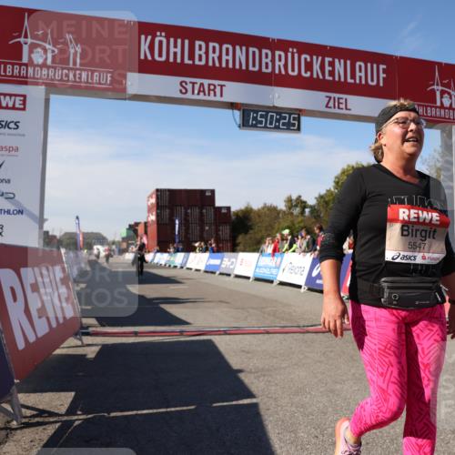 03.10.2025 - Köhlbrandbrückenlauf Lena Gebhardt http://msf.ph/oto/9083814 03.10.2025 13:50:25 Ziel 5225, 5294, 5547, 5611, 5612 meine-sportfotos.de