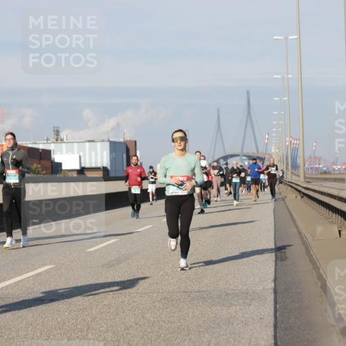 03.10.2025 - Köhlbrandbrückenlauf Jannik Wohlers http://msf.ph/oto/9083829 03.10.2025 09:56:02 Position 3  meine-sportfotos.de