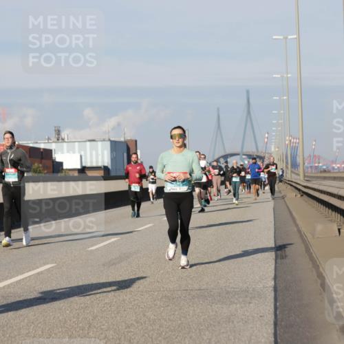03.10.2025 - Köhlbrandbrückenlauf Jannik Wohlers http://msf.ph/oto/9083835 03.10.2025 09:56:02 Position 3  meine-sportfotos.de