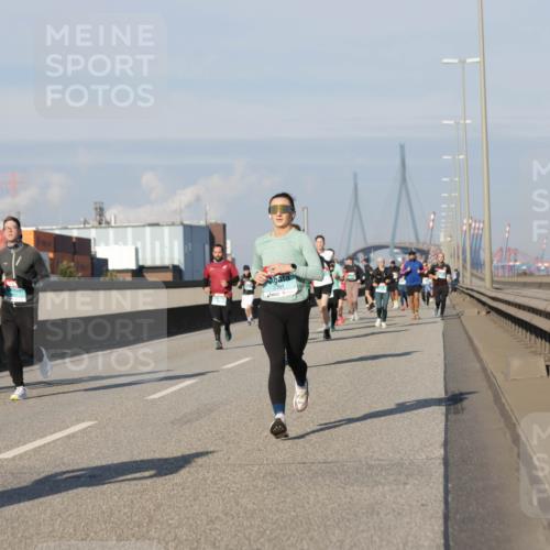 03.10.2025 - Köhlbrandbrückenlauf Jannik Wohlers http://msf.ph/oto/9083851 03.10.2025 09:56:02 Position 3  meine-sportfotos.de