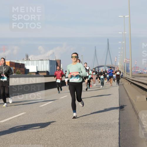 03.10.2025 - Köhlbrandbrückenlauf Jannik Wohlers http://msf.ph/oto/9083855 03.10.2025 09:56:02 Position 3  meine-sportfotos.de