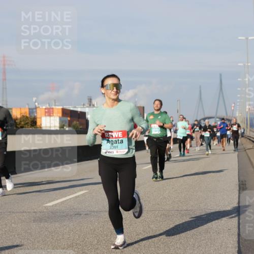 03.10.2025 - Köhlbrandbrückenlauf Jannik Wohlers http://msf.ph/oto/9083885 03.10.2025 09:56:03 Position 3 2381 meine-sportfotos.de