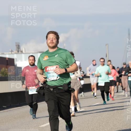 03.10.2025 - Köhlbrandbrückenlauf Jannik Wohlers http://msf.ph/oto/9083910 03.10.2025 09:56:05 Position 3 1534 meine-sportfotos.de