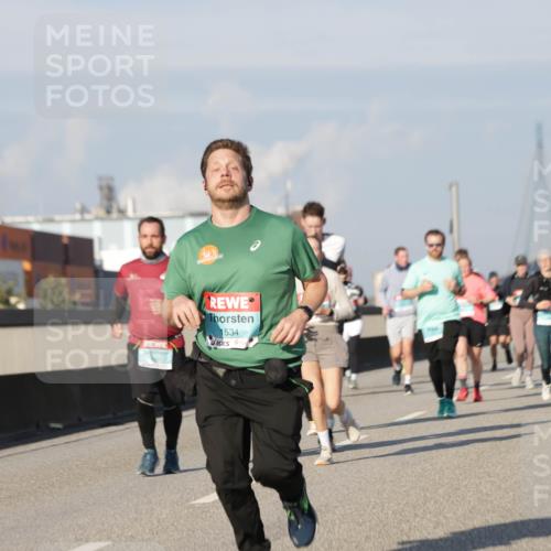 03.10.2025 - Köhlbrandbrückenlauf Jannik Wohlers http://msf.ph/oto/9083918 03.10.2025 09:56:05 Position 3 1534 meine-sportfotos.de