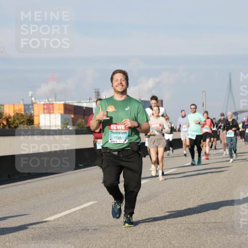 03.10.2025 - Köhlbrandbrückenlauf Jannik Wohlers http://msf.ph/oto/9083950 03.10.2025 09:56:05 Position 3 1534 meine-sportfotos.de