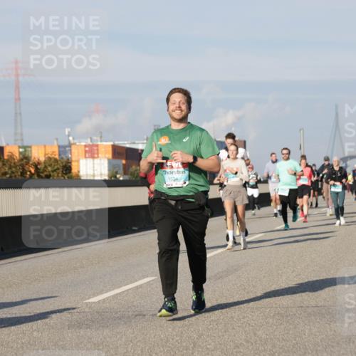 03.10.2025 - Köhlbrandbrückenlauf Jannik Wohlers http://msf.ph/oto/9083959 03.10.2025 09:56:06 Position 3 1534 meine-sportfotos.de