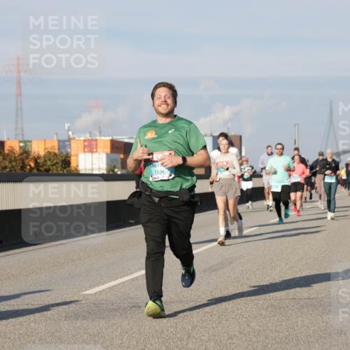 03.10.2025 - Köhlbrandbrückenlauf Jannik Wohlers http://msf.ph/oto/9083968 03.10.2025 09:56:06 Position 3 1534 meine-sportfotos.de
