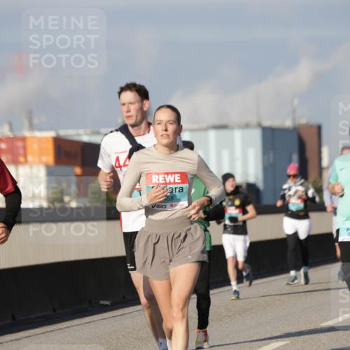 03.10.2025 - Köhlbrandbrückenlauf Jannik Wohlers http://msf.ph/oto/9083974 03.10.2025 09:56:07 Position 3 1465, 458 meine-sportfotos.de
