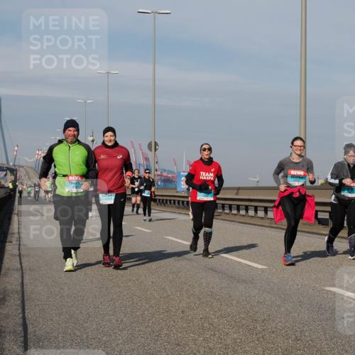 03.10.2025 - Köhlbrandbrückenlauf Fabian Wolf http://msf.ph/oto/9084008 03.10.2025 10:19:42 Position 3 2517, 2452 meine-sportfotos.de