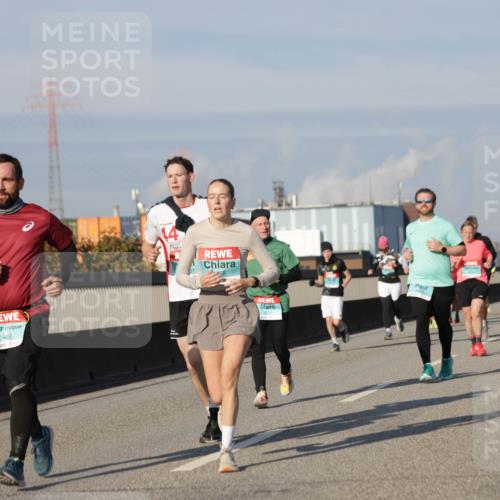03.10.2025 - Köhlbrandbrückenlauf Jannik Wohlers http://msf.ph/oto/9084054 03.10.2025 09:56:08 Position 3 1465 meine-sportfotos.de