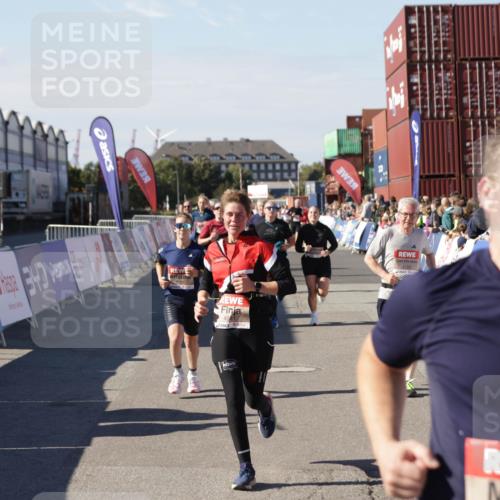 03.10.2025 - Köhlbrandbrückenlauf Jannik Wohlers http://msf.ph/oto/9084057 03.10.2025 13:18:27 Ziel 4154, 4280, 4341, 4560, 4760, 4819, 4826, 4882, 5192, 5379, 5440, 5691, 5722, 5816, 6001, 6084, 6700 meine-sportfotos.de
