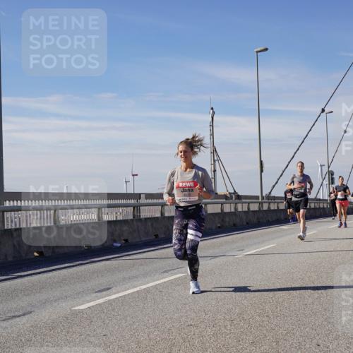 03.10.2025 - Köhlbrandbrückenlauf Michael Burmester http://msf.ph/oto/9084059 03.10.2025 12:42:25 Position 2 4619 meine-sportfotos.de