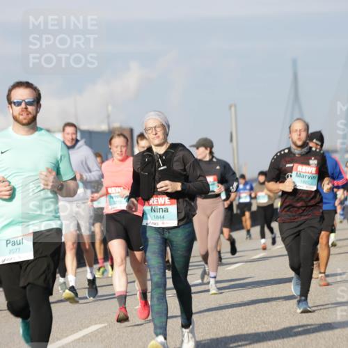03.10.2025 - Köhlbrandbrückenlauf Jannik Wohlers http://msf.ph/oto/9084060 03.10.2025 09:56:10 Position 3 2077, 3210, 1844, 1921 meine-sportfotos.de
