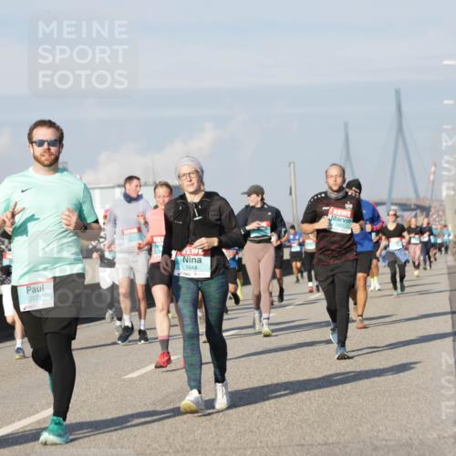 03.10.2025 - Köhlbrandbrückenlauf Jannik Wohlers http://msf.ph/oto/9084097 03.10.2025 09:56:11 Position 3 2077, 1844 meine-sportfotos.de