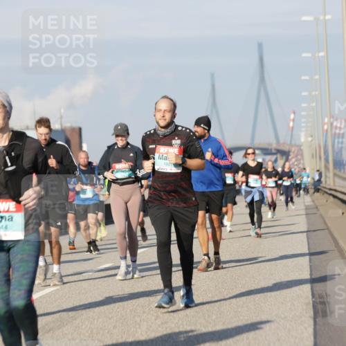 03.10.2025 - Köhlbrandbrückenlauf Jannik Wohlers http://msf.ph/oto/9084117 03.10.2025 09:56:12 Position 3 1844, 018, 192 meine-sportfotos.de