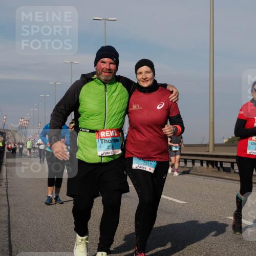 03.10.2025 - Köhlbrandbrückenlauf Fabian Wolf http://msf.ph/oto/9084161 03.10.2025 10:19:46 Position 3 255, 2517, 2565 meine-sportfotos.de