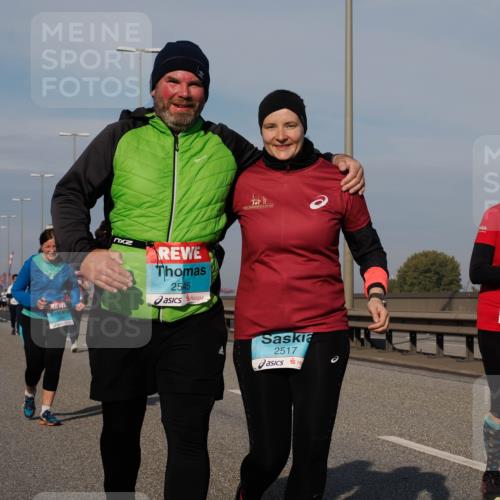 03.10.2025 - Köhlbrandbrückenlauf Fabian Wolf http://msf.ph/oto/9084195 03.10.2025 10:19:47 Position 3 2545, 2517, 2565 meine-sportfotos.de