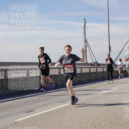 03.10.2025 - Köhlbrandbrückenlauf Michael Burmester http://msf.ph/oto/9084202 03.10.2025 12:42:31 Position 2 4278, 7777 meine-sportfotos.de