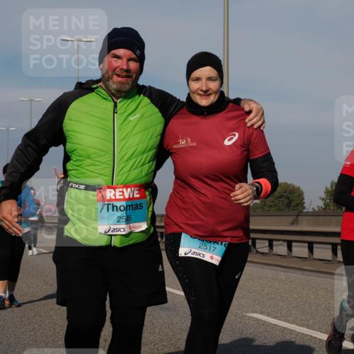 03.10.2025 - Köhlbrandbrückenlauf Fabian Wolf http://msf.ph/oto/9084206 03.10.2025 10:19:47 Position 3 2545, 2517, 2565 meine-sportfotos.de