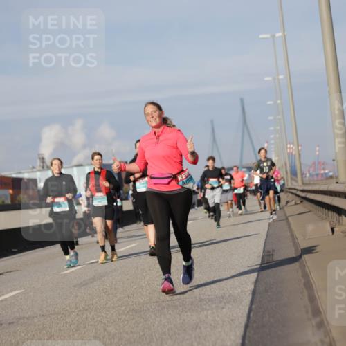 03.10.2025 - Köhlbrandbrückenlauf Jannik Wohlers http://msf.ph/oto/9084232 03.10.2025 10:06:38 Position 3  meine-sportfotos.de