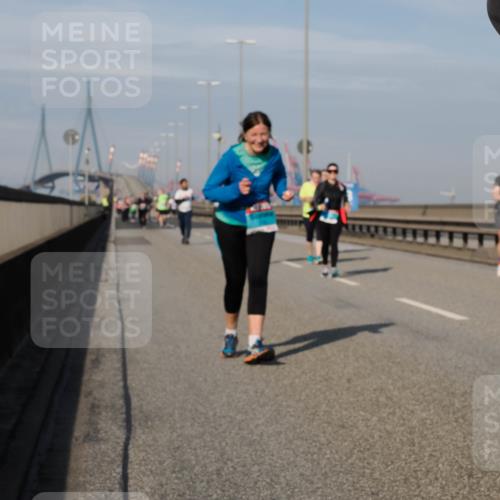 03.10.2025 - Köhlbrandbrückenlauf Fabian Wolf http://msf.ph/oto/9084242 03.10.2025 10:19:48 Position 3  meine-sportfotos.de