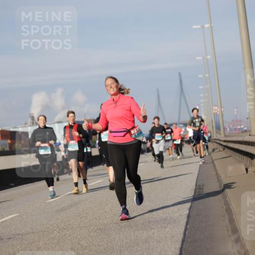03.10.2025 - Köhlbrandbrückenlauf Jannik Wohlers http://msf.ph/oto/9084244 03.10.2025 10:06:38 Position 3  meine-sportfotos.de