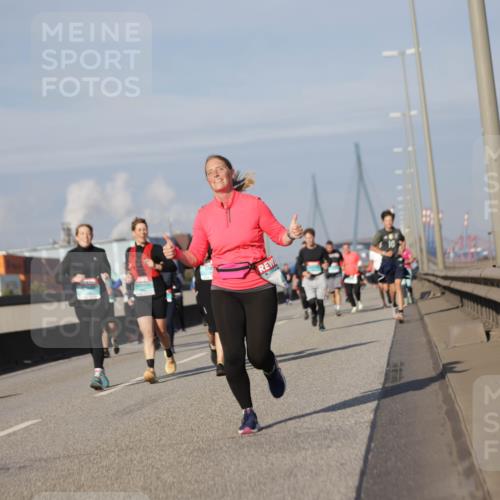 03.10.2025 - Köhlbrandbrückenlauf Jannik Wohlers http://msf.ph/oto/9084251 03.10.2025 10:06:38 Position 3  meine-sportfotos.de
