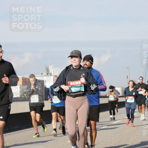 03.10.2025 - Köhlbrandbrückenlauf Jannik Wohlers http://msf.ph/oto/9084256 03.10.2025 09:56:15 Position 3 1487 meine-sportfotos.de