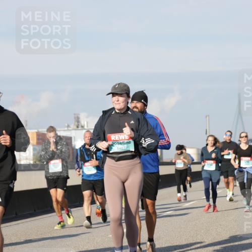 03.10.2025 - Köhlbrandbrückenlauf Jannik Wohlers http://msf.ph/oto/9084261 03.10.2025 09:56:15 Position 3 1487 meine-sportfotos.de