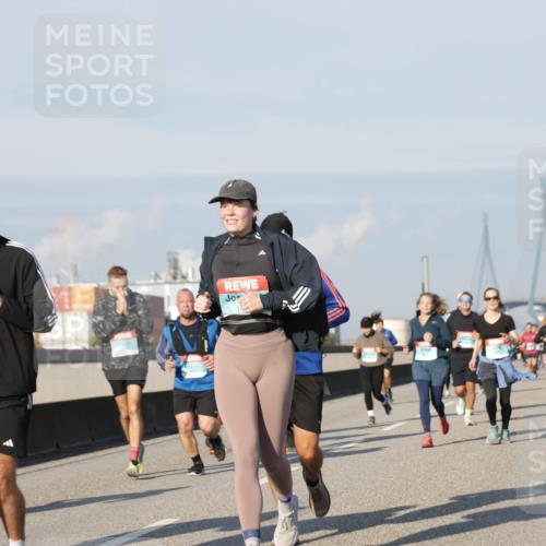 03.10.2025 - Köhlbrandbrückenlauf Jannik Wohlers http://msf.ph/oto/9084274 03.10.2025 09:56:15 Position 3  meine-sportfotos.de