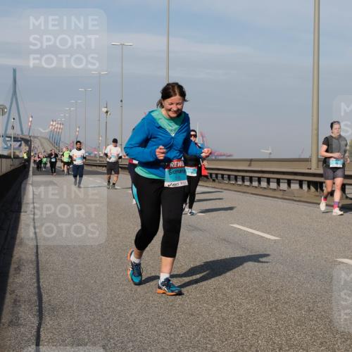 03.10.2025 - Köhlbrandbrückenlauf Fabian Wolf http://msf.ph/oto/9084276 03.10.2025 10:19:49 Position 3 3195 meine-sportfotos.de