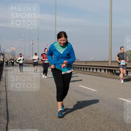 03.10.2025 - Köhlbrandbrückenlauf Fabian Wolf http://msf.ph/oto/9084295 03.10.2025 10:19:49 Position 3 3195 meine-sportfotos.de
