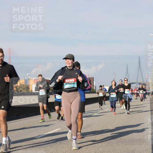 03.10.2025 - Köhlbrandbrückenlauf Jannik Wohlers http://msf.ph/oto/9084314 03.10.2025 09:56:16 Position 3 1487 meine-sportfotos.de