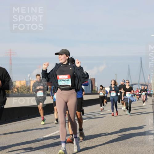 03.10.2025 - Köhlbrandbrückenlauf Jannik Wohlers http://msf.ph/oto/9084333 03.10.2025 09:56:16 Position 3 1487 meine-sportfotos.de
