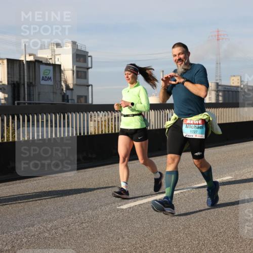 03.10.2025 - Köhlbrandbrückenlauf Lena Gebhardt http://msf.ph/oto/9084356 03.10.2025 10:05:13 Position 2 1727 meine-sportfotos.de