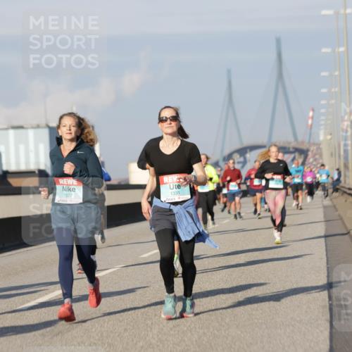 03.10.2025 - Köhlbrandbrückenlauf Jannik Wohlers http://msf.ph/oto/9084392 03.10.2025 09:56:18 Position 3 1181, 1327, 1331 meine-sportfotos.de