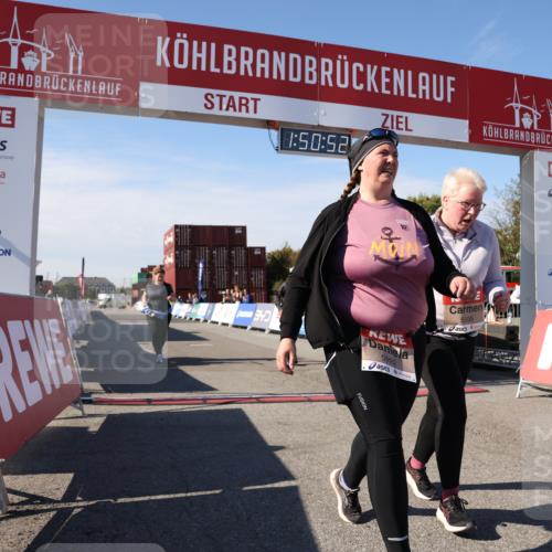 03.10.2025 - Köhlbrandbrückenlauf Lena Gebhardt http://msf.ph/oto/9084401 03.10.2025 13:50:52 Ziel 4851, 5472, 5595, 5608, 5992 meine-sportfotos.de