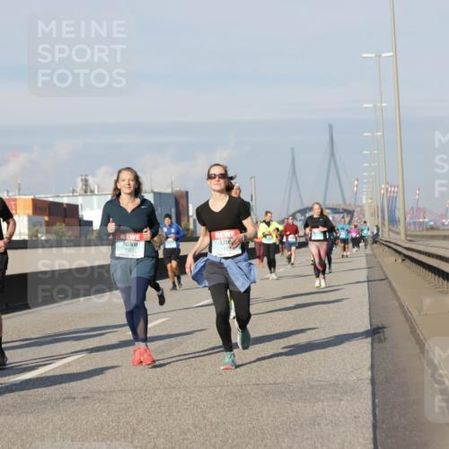 03.10.2025 - Köhlbrandbrückenlauf Jannik Wohlers http://msf.ph/oto/9084441 03.10.2025 09:56:19 Position 3 1181, 1327, 133 meine-sportfotos.de